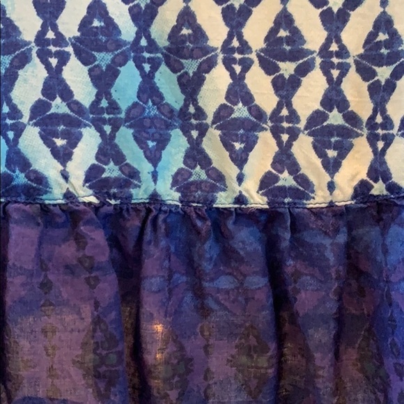 BLL‎ Blue Geometric Print Top w/Bottom Ruffle & Split Hem Detail S - Picture 8 of 10